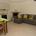 Al Borgo * ديرفيو